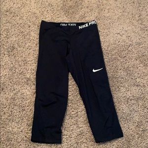 cropped nike leggings
